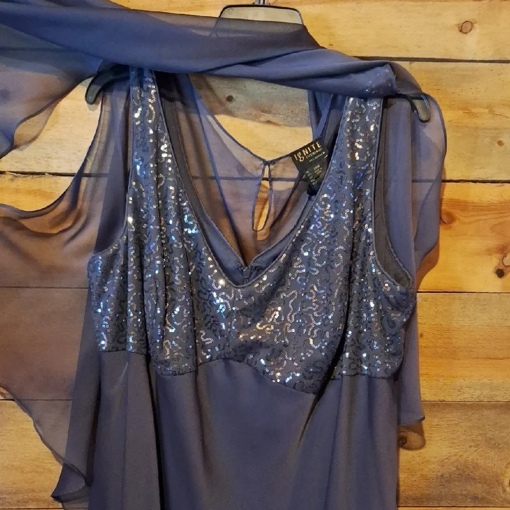 Gray Tiered Embellished Maxi Gown - Picture 5 of 6